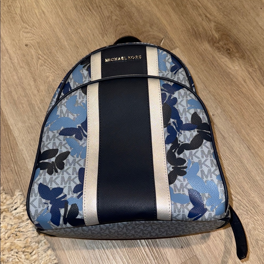 Michael Kors Navy Abbey Butterfly Small Backpack - Picture 2 of 7